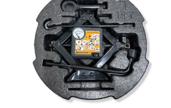 Hyundai i30 Tool set 09149A6000
