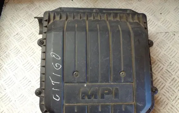 Volkswagen Up Air filter box 04C129611J