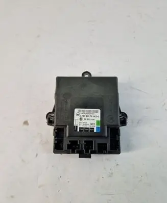 Mercedes-Benz B W245 Door control unit/module A1698207926