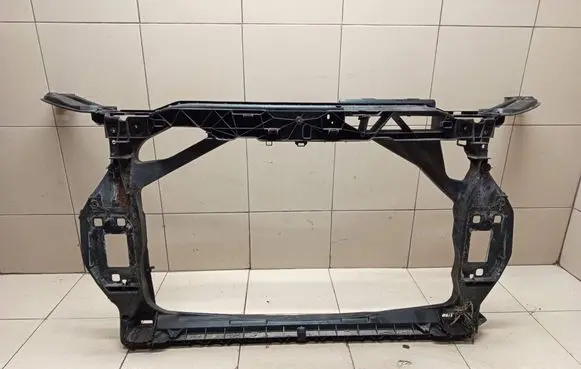 Audi Q3 8U Radiator support slam panel 8U0805594A