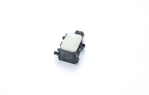 Mercedes-Benz ML W164 Airbag deployment crash/impact sensor A0038202826 210708 110200