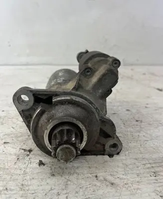 Volkswagen Touran I Starter motor 0001113016 0986020280