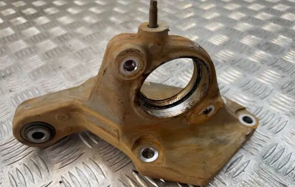 Toyota Proace Driveshaft support bearing bracket 9674067780