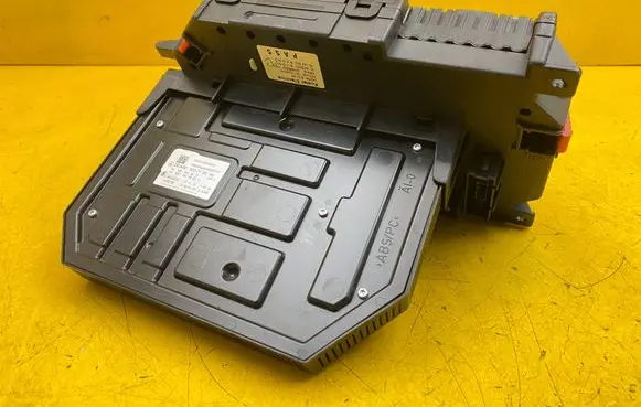 Mercedes-Benz S W221 SAM control unit A2219007102 A2215452816 A2219020902