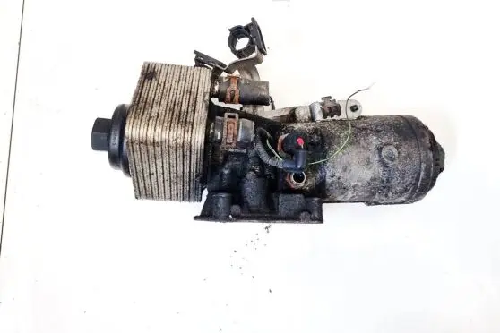 Volkswagen PASSAT B6 Oil filter cover 045115389e