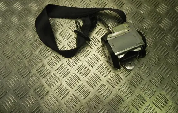 Audi A8 S8 D3 4E Front seatbelt 4E0857805B M3396
