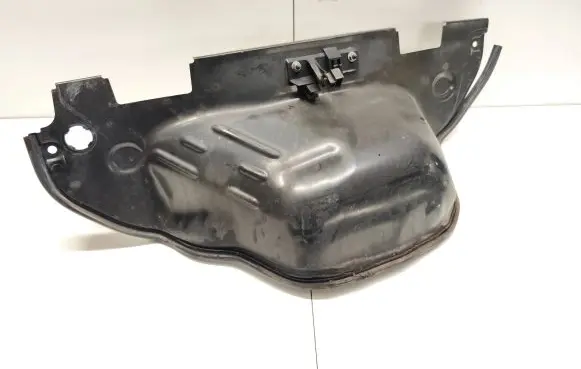 Audi A5 Other engine bay part 8W0819523B 4618 KA1347990001