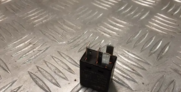 Land Rover Range Rover Sport L320 Other relay 5M5T14B192AA