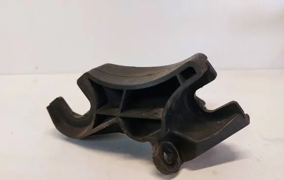 Renault Megane III Gear shift cable bracket 8200549980 3549900