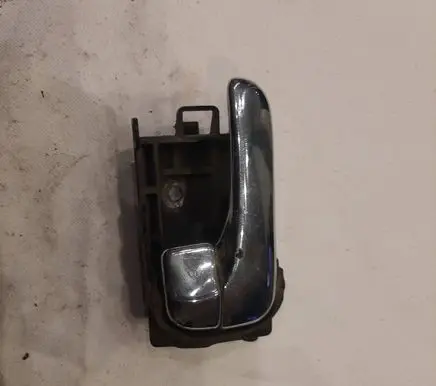 Nissan Almera Tino Front door interior handle