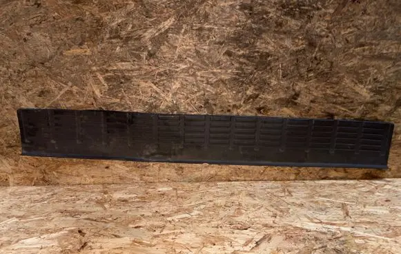 Toyota Hilux (AN10, AN20, AN30) Rear bumper trim bar molding 521590K010