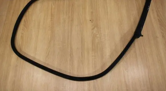 Maserati Ghibli Rubber seal loading door 