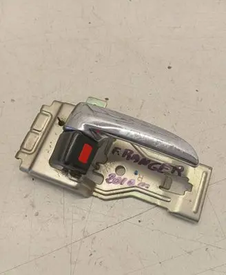 Ford Ranger Front door interior handle 120511