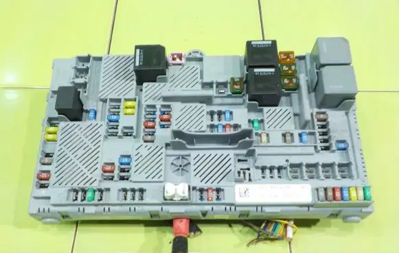 Jaguar XF X260 Fuse box set JX6314N030AB BEZPIECZNIKOW