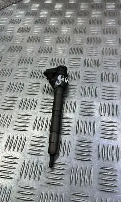 Skoda Superb B6 (3T) Fuel injector 03L130277J