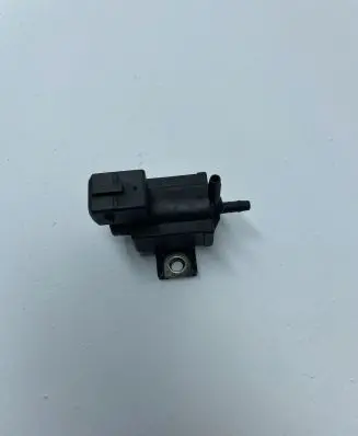 Toyota Corolla Verso AR10 Turbo solenoid valve 258600R010