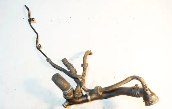 Volkswagen PASSAT B7 Engine coolant pipe/hose 5K0121070C 1K0121087AH