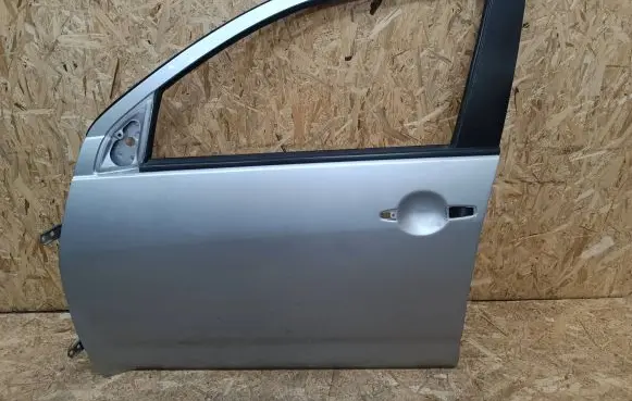 Citroen C-Crosser Front door