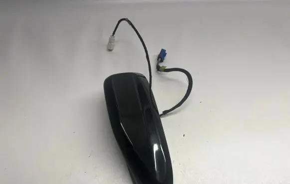 Dodge Durango III Aerial GPS antenna P1YG06AXRAF