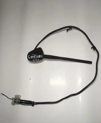 Suzuki Grand Vitara II Radio antenna 