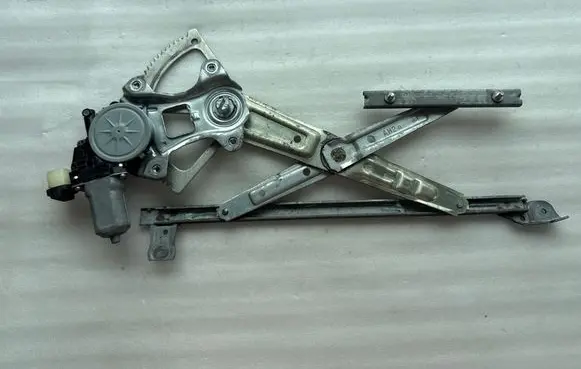 Toyota GT 86 Front door window regulator with motor 61188CA010 0620403340
