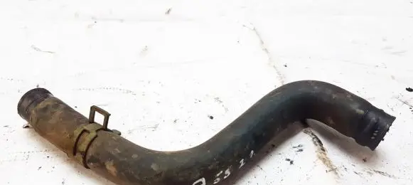 Volkswagen PASSAT B4 Engine coolant pipe/hose