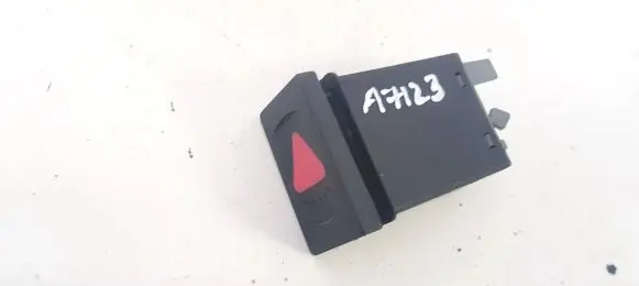 Volkswagen PASSAT B5 Hazard light switch 24742624