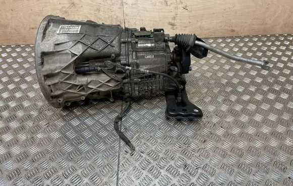 Mercedes-Benz C W204 Manual 6 speed gearbox 2122608000 A2122608000