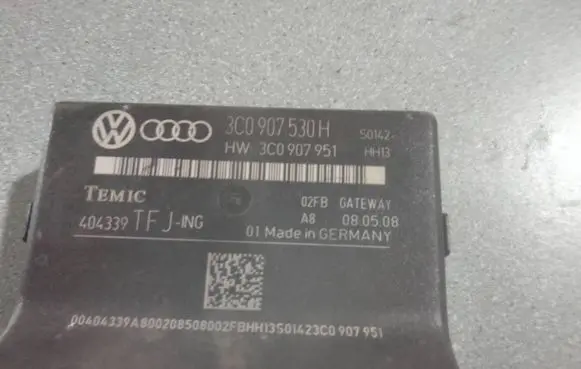 Volkswagen PASSAT B6 Gateway control module 3C0907530H 404339 3C0907951