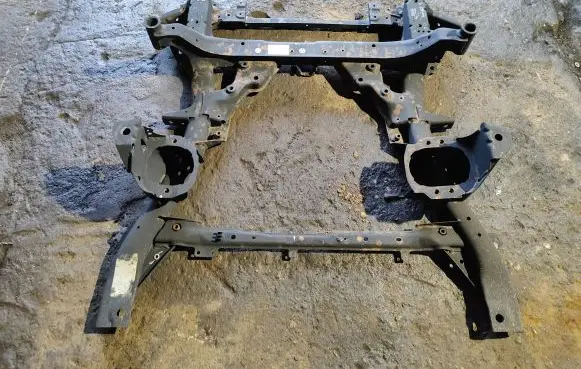 BMW X6 E71 Front subframe