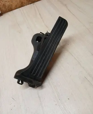 Skoda Octavia Mk2 (1Z) Accelerator throttle pedal 1K1721503P