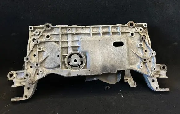 Volkswagen Golf V Front subframe 1k0199369