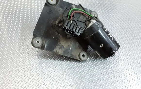 Mitsubishi Carisma Wiper motor