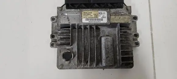 KIA Venga Engine control unit/module 391302A300 28264012