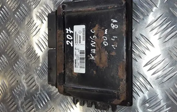 Renault Kangoo I Engine control unit/module S110130326A 8200069300 8200044437