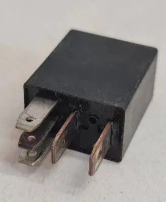 Chrysler 300M Other relay 04671167 0161A23B 21911