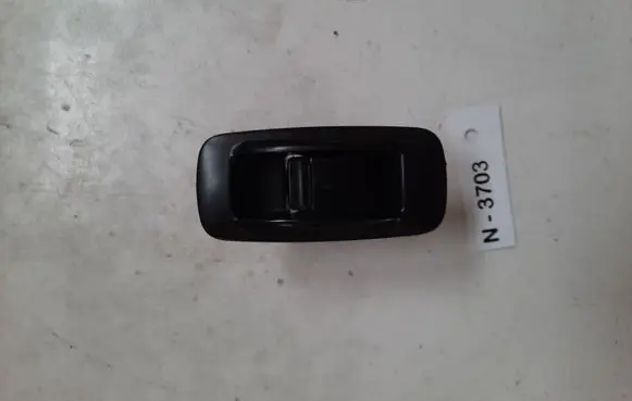 Toyota Corolla Verso AR10 Electric window control switch 848010F03BO