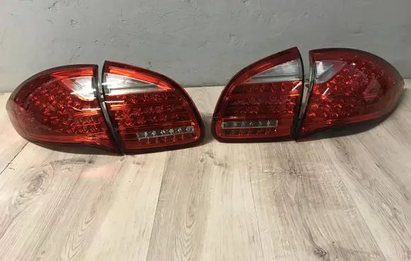 Porsche Cayenne (9Y0 9Y3) Rear/tail lights