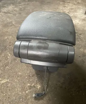 Volvo V70 Armrest