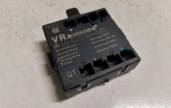 Mercedes-Benz E W212 Door control unit/module A2129004502