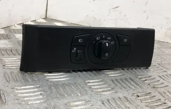 BMW 5 E60 E61 Light switch 6953735 0005043555300 33290403