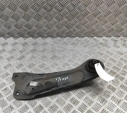Hyundai Kona I Rear upper control arm/wishbone 55271BF000