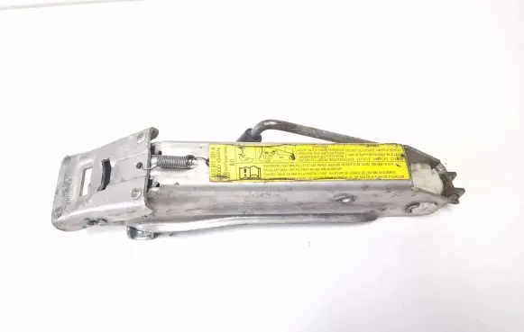 Audi A3 S3 A3 Sportback 8P Lift Jack 8L0011031A