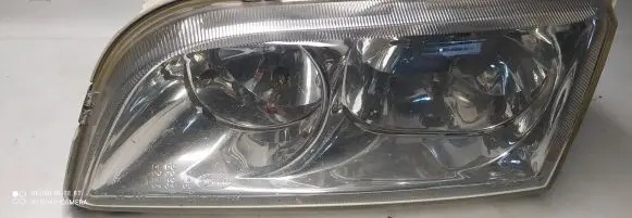 Volvo S40, V40 Headlight/headlamp 301155269