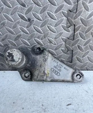 Audi A6 S6 C6 4F Engine mounting bracket 8D0199343J