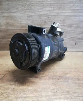 Volkswagen PASSAT B6 Air conditioning (A/C) compressor (pump) 5N0820803