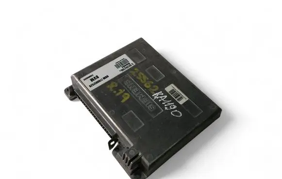 Renault 19 Engine control unit/module ECU 7700857526 S101262106B