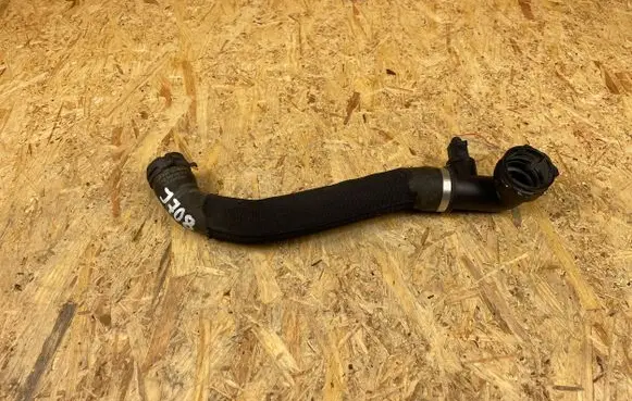Audi A6 S6 C7 4G Engine coolant pipe/hose 4G0121049L