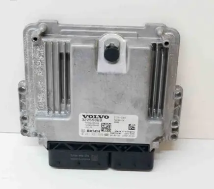 Volvo XC40 Engine control unit/module 0261S21545 32255068
