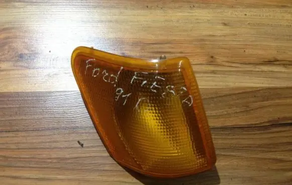 Ford Fiesta Front indicator light 853d